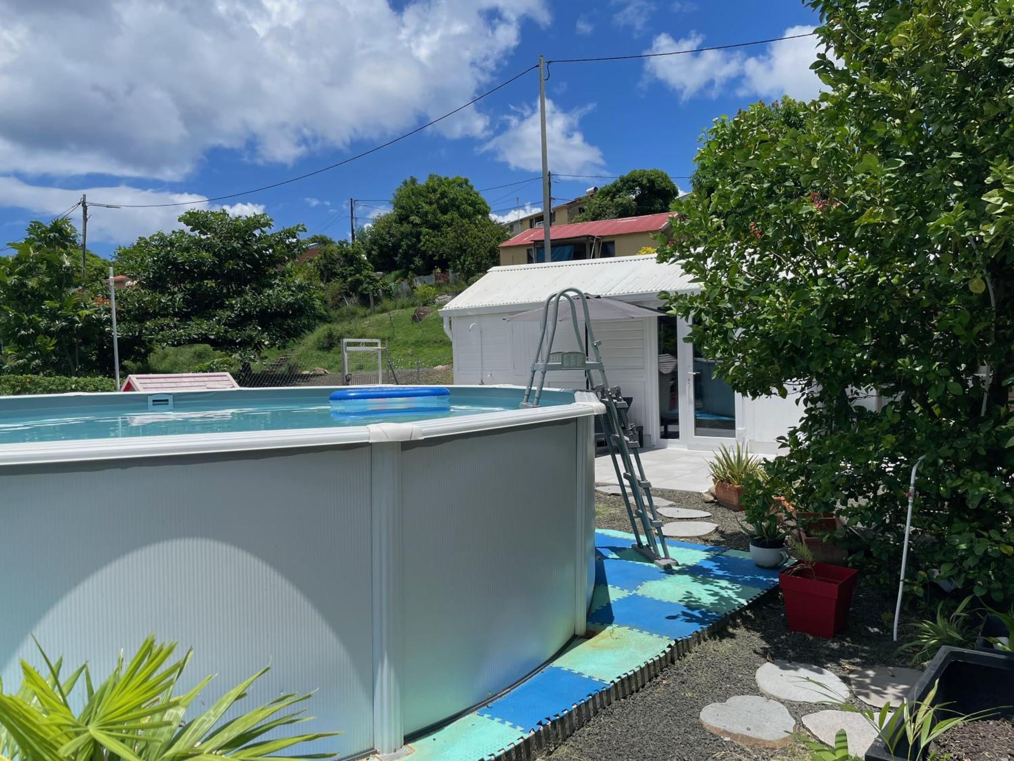 Bungalow "Doussin' Kreyol", Au Calme A 150M De La Plage Grande Anse Exterior foto